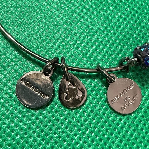 AlexandAni mermaid tail fine rocks midnight silver bracelet - Picture 3 of 8